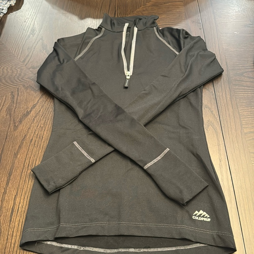 ColdPruf long sleeve black thermal shirt, size small, thumb holes